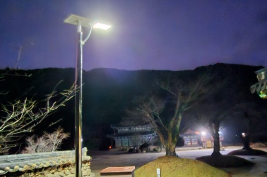 장흥 보림사 '무전원 태양광 가로등' 설치…최장 8일 점등