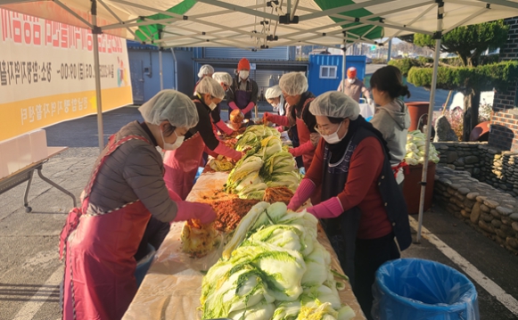 함평지역자활센터, 어려운 이웃에게 사랑의 김장김치 나눔 실천