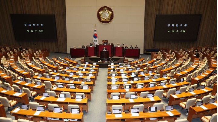 필버 사흘째…경찰법 개정안 野 