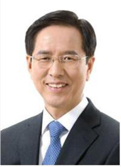 송귀근 고흥군수 펌하 논란 비난 직면... 발언 사과