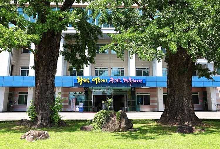 “인생 2막, 도전하세요” 화순군, 중장년 자격증 응시료 지원