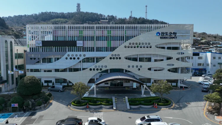 완도군, 자연그대로 농·축산업 286억 지원