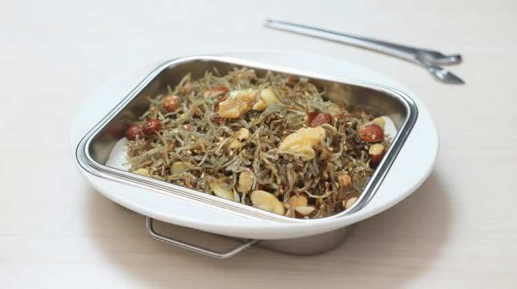 지리멸치볶음 황금레시피 비린내 없이 바삭하게 만드는 방법